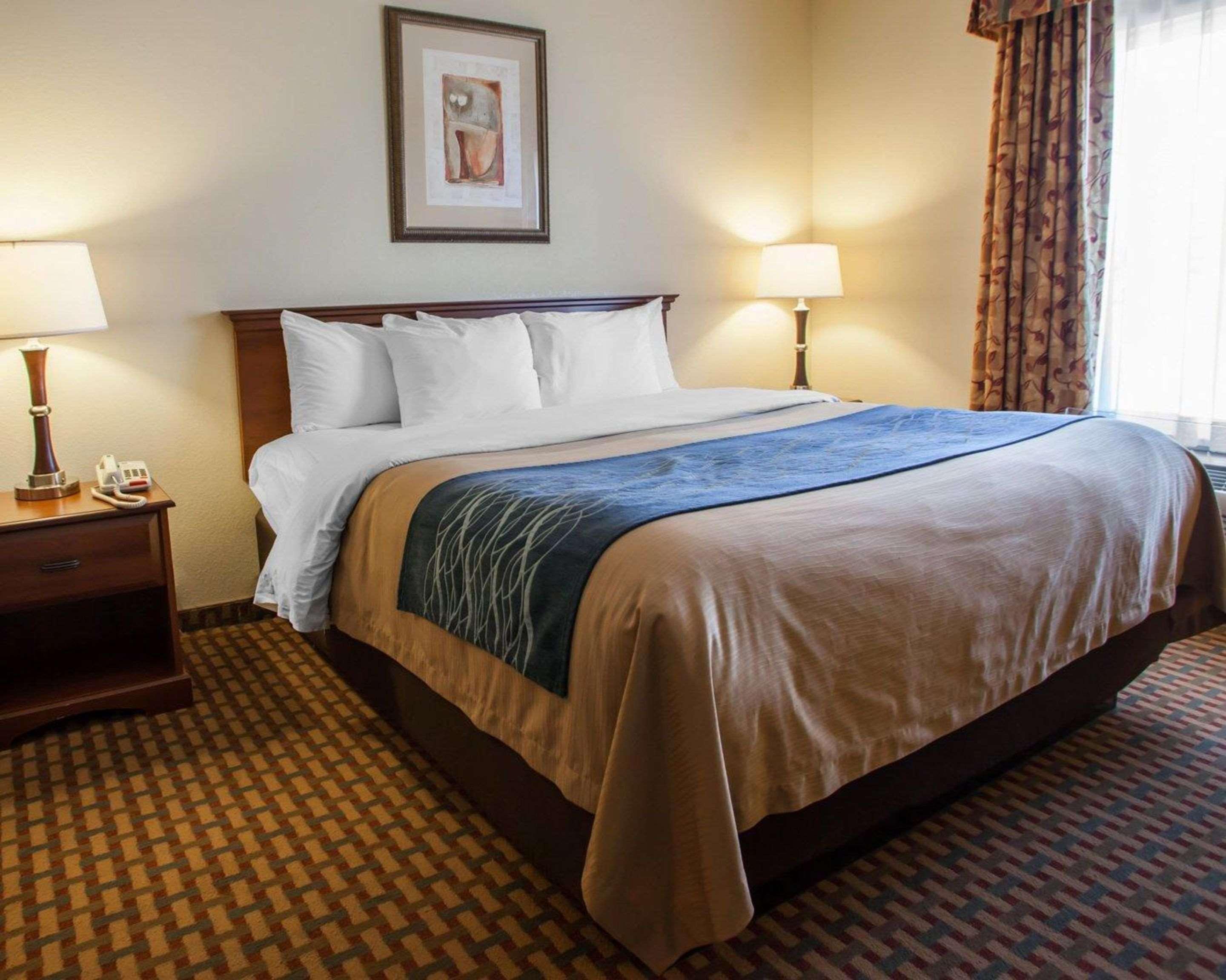 Comfort Inn & Suites Harrisonville Екстер'єр фото