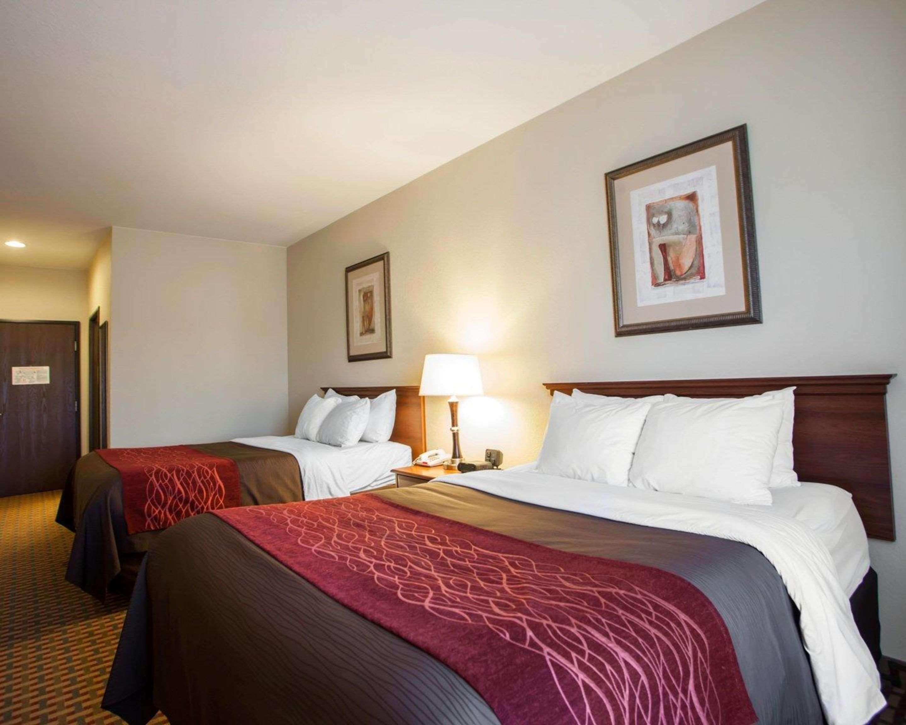 Comfort Inn & Suites Harrisonville Екстер'єр фото