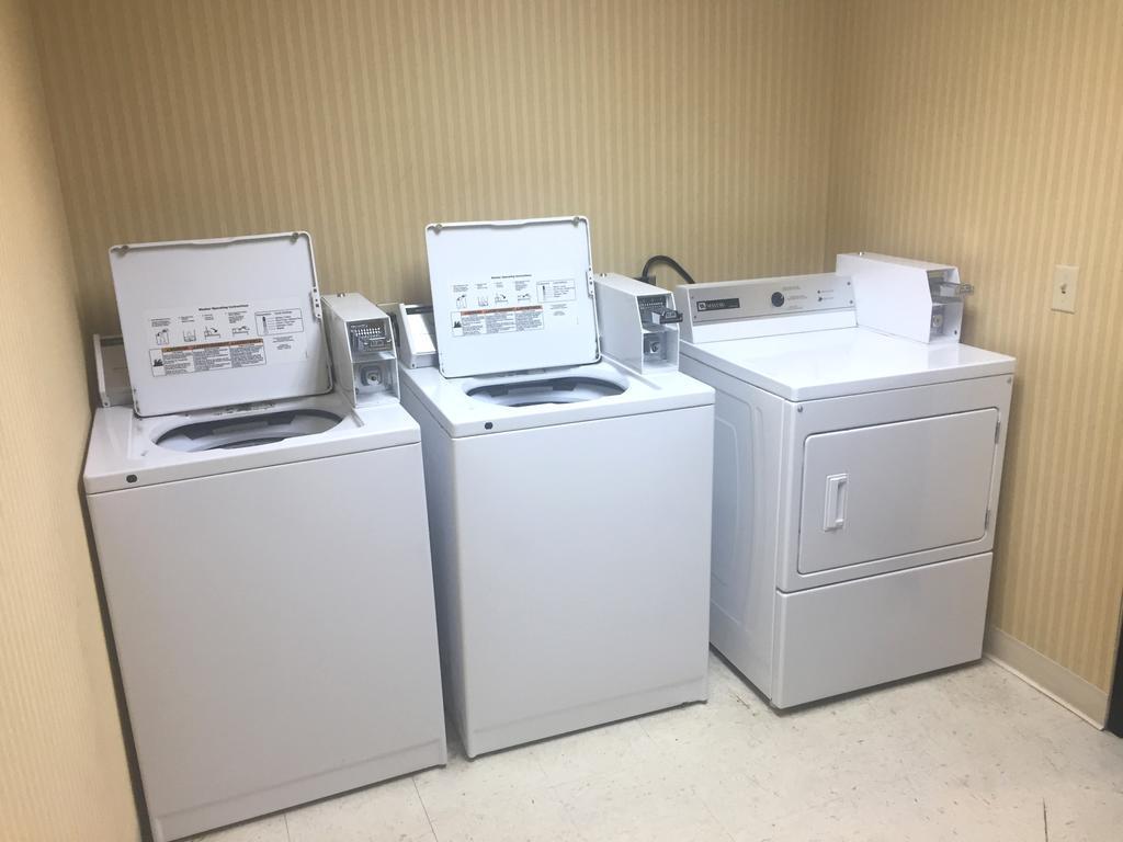Comfort Inn & Suites Harrisonville Екстер'єр фото