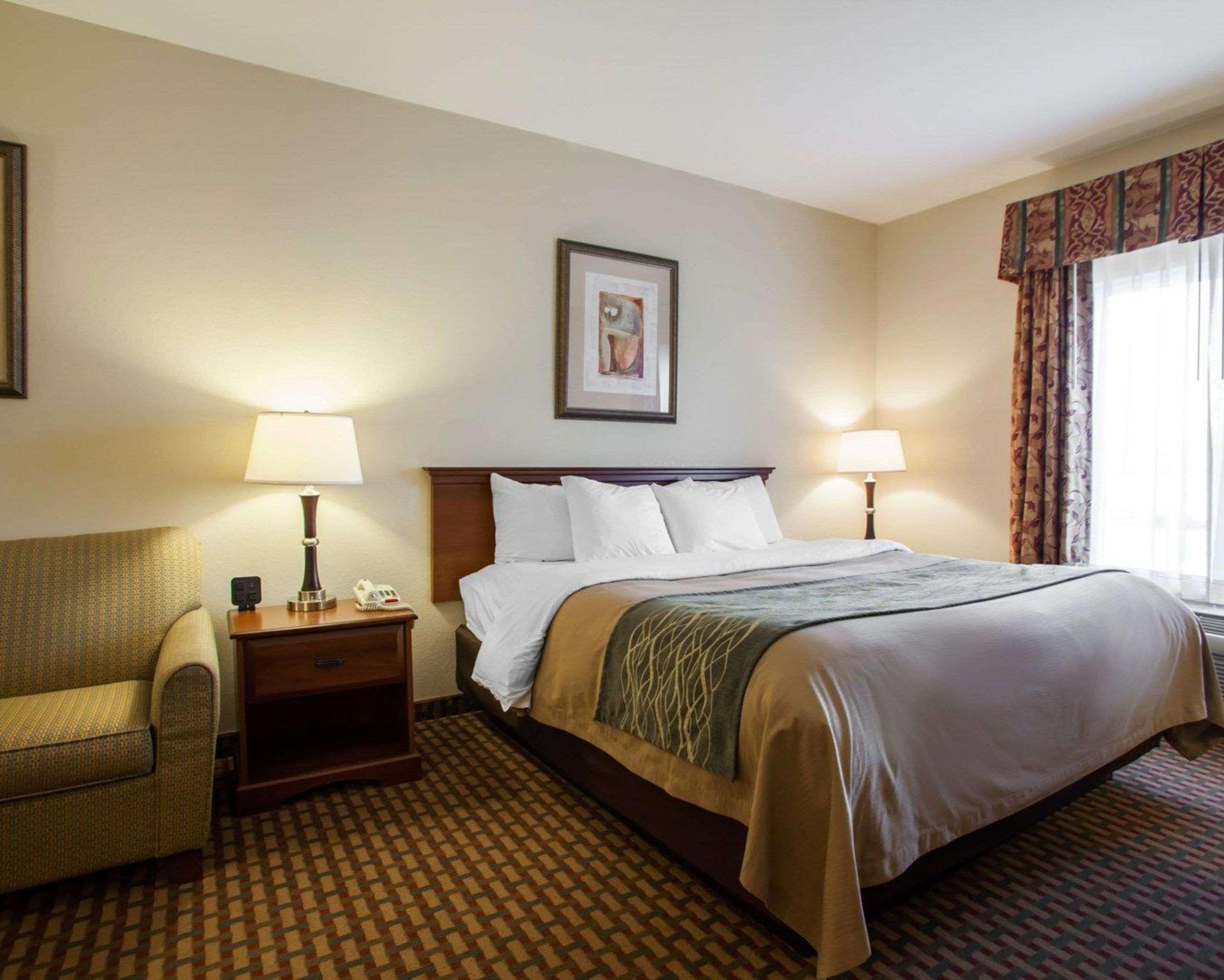 Comfort Inn & Suites Harrisonville Екстер'єр фото