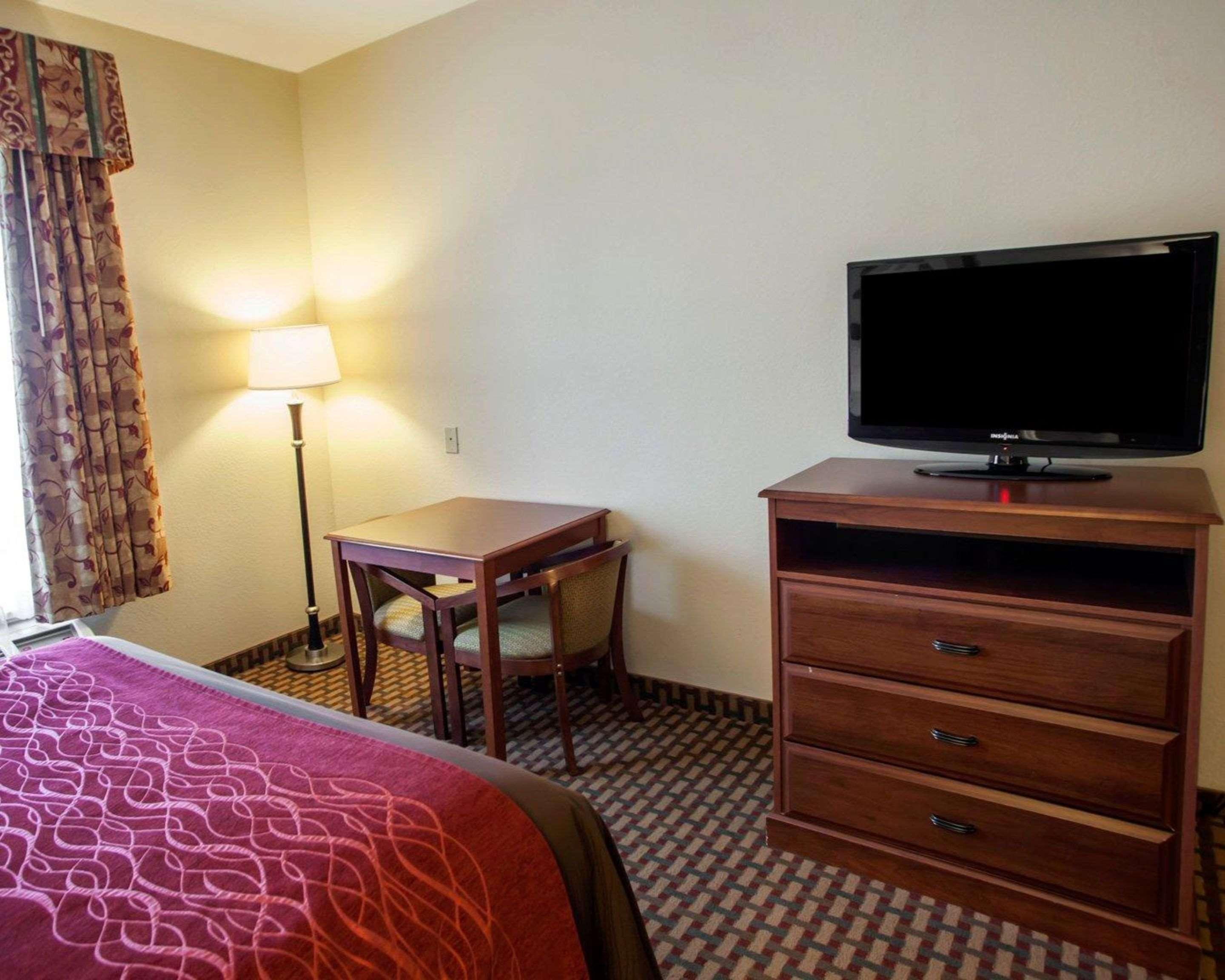 Comfort Inn & Suites Harrisonville Екстер'єр фото