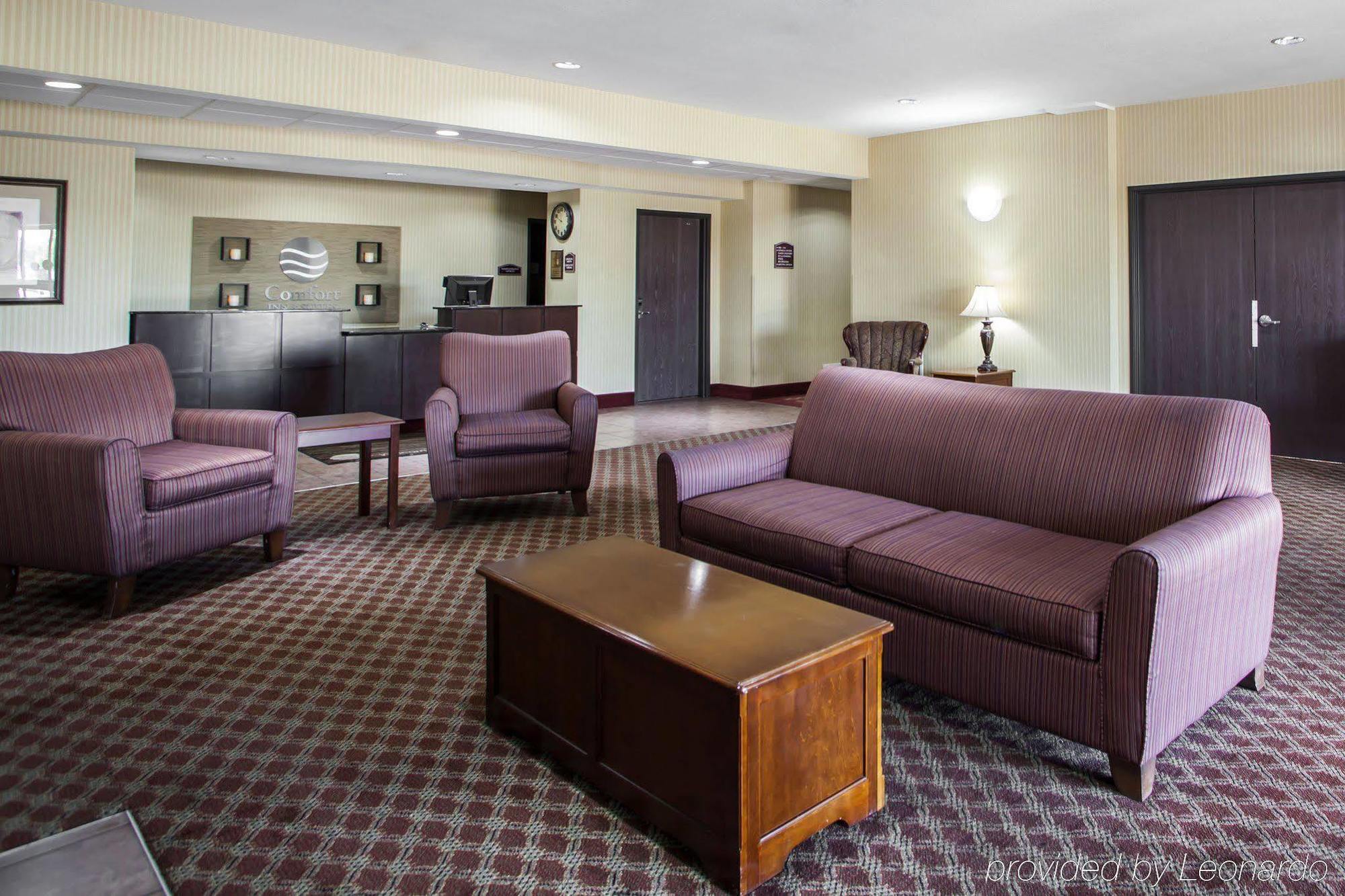 Comfort Inn & Suites Harrisonville Екстер'єр фото