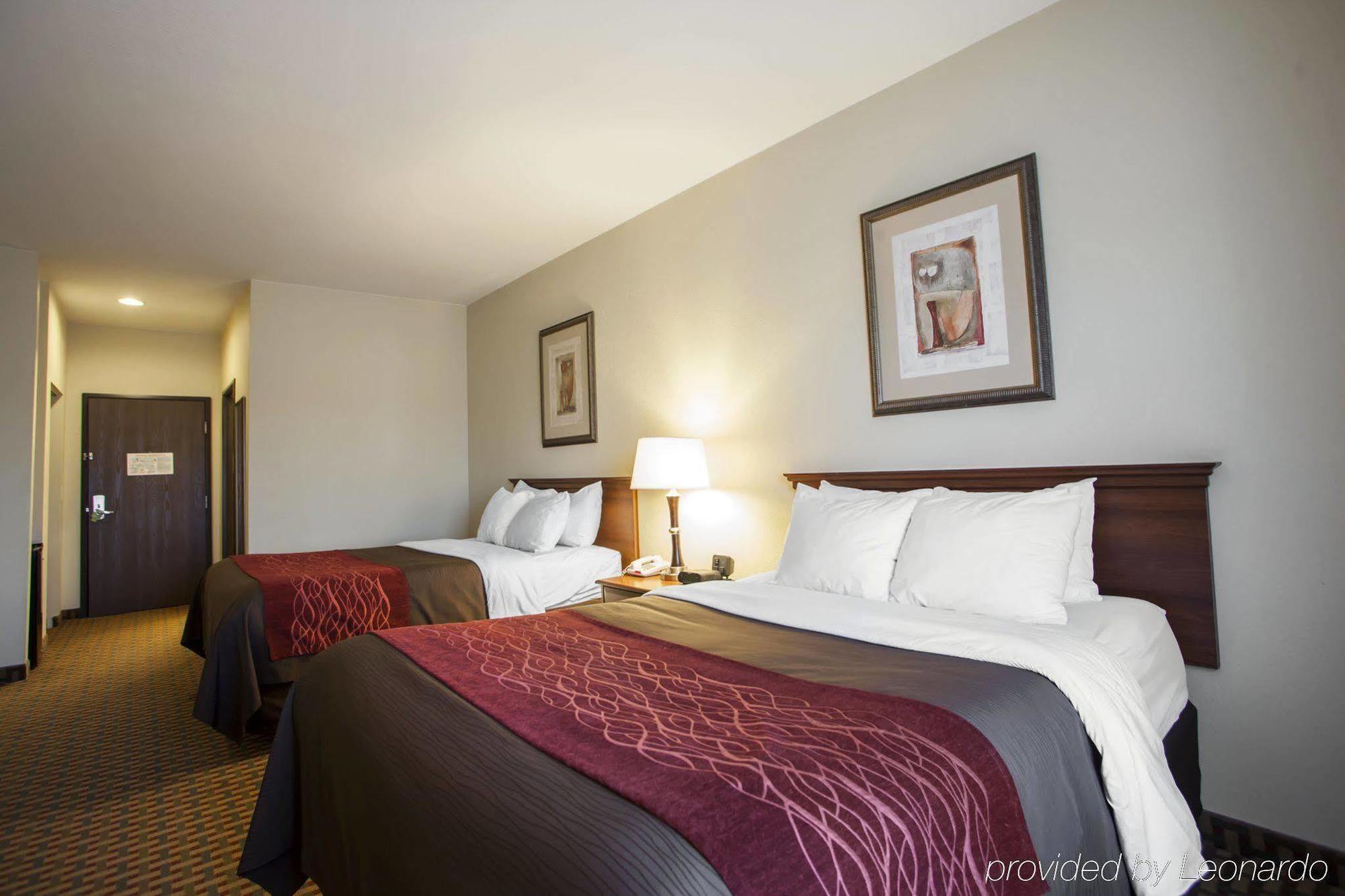 Comfort Inn & Suites Harrisonville Екстер'єр фото