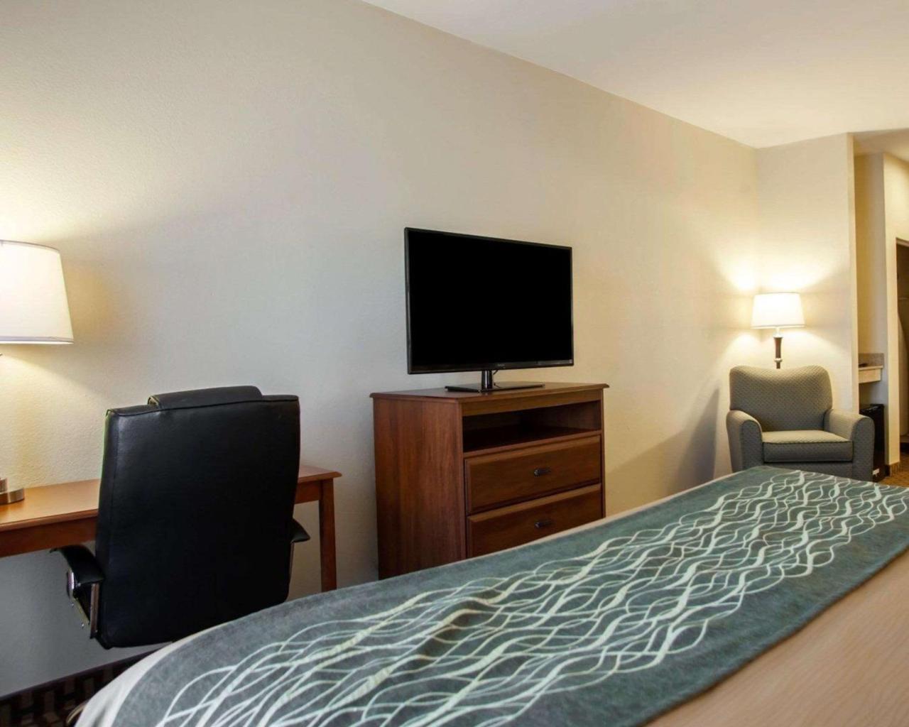 Comfort Inn & Suites Harrisonville Екстер'єр фото